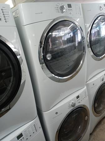 ★Electrolux stackable front load washer and dryer set 1