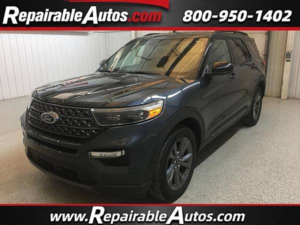 1 2024 Ford Explorer XLT AWD Repaired Theft Damage 1