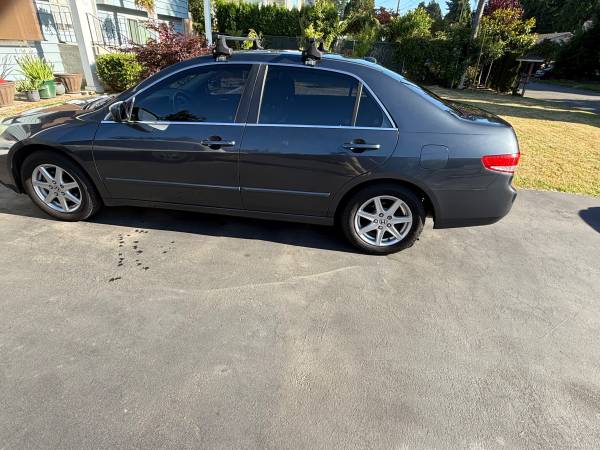 2004 Honda Accord EX-L V6 bien cuidado, muy limpio, 2 dueños - $3,350 (Lynnwood)63617358926851120