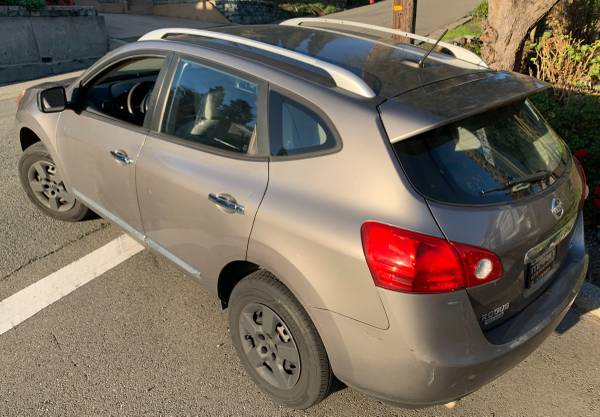 2014 Nissan Rogue Select S AWD * 33 registros de servicio * ¡Ahorrador de gasolina! * - $4,400 (oakland hills / mills)63470901116419122