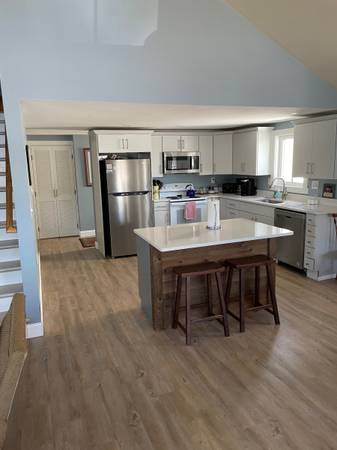 $2,400 / 2br - 1400ft2 - Alquiler amueblado de invierno, 2+ habitaciones/2 baños (Seabrook Bch, NH)63699488080129122