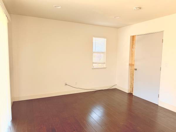 1 Bedroom Modesto 1
