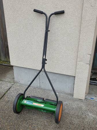 "CORDLESS" Scott's Mower - 16" 1