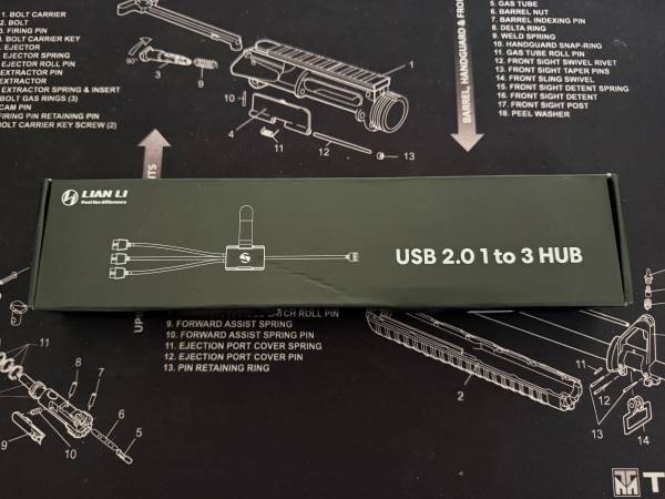 Lian Li USB 2.01 to 3 HUB 1