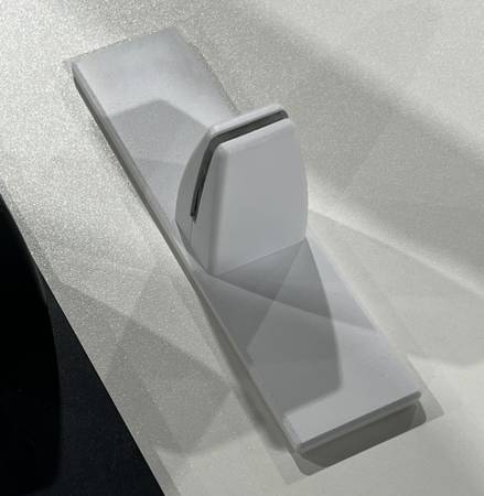 Free Standing Bracket - White 1