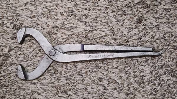 Snap On Grease Dust Cap Removal Pliers 1