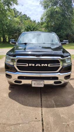 2019 Ram 1500 Edición Lone Star 4x4 Camioneta (Motor Hemi V8) - $25,000 (Pollok, Texas)63479263819777122