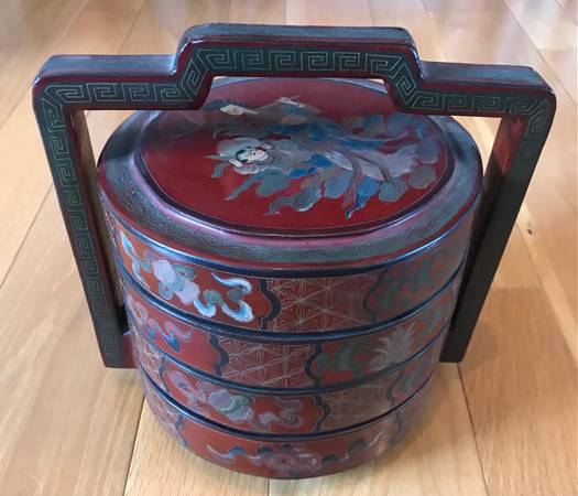 CHINESE LACQUERED STACKING WEDDING BASKET, EXCELLENT CONDITION 1
