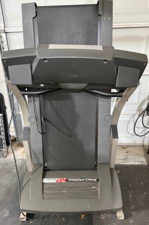 Non working treadmill 1