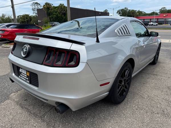 2014 Ford Mustang V6 Coupe - $10.995 (Jacksonville, Florida)63470255609089123