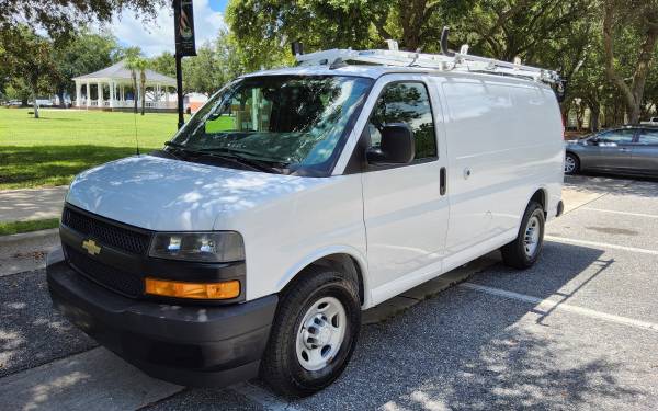 2018 CHEVY EXPRESS 2500  VAN 1