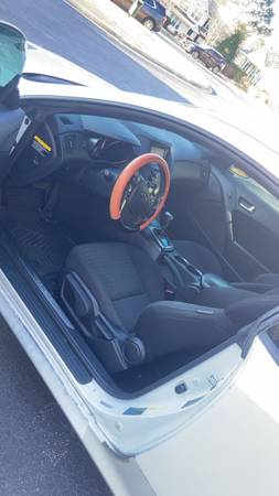 2013 Hyundai Genesis Coupe 2.0T - Humo Blanco, Piezas Nuevas - $2,500 OBO - $2,500 (Charleston)63617707866881124