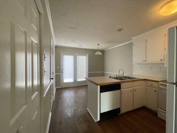$950 / 2br - 1041ft2 - Townhome de 2 dormitorios en Sterling Pointe (N9sp) (3826 Sterling Pointe Drive N9)63897186320002121