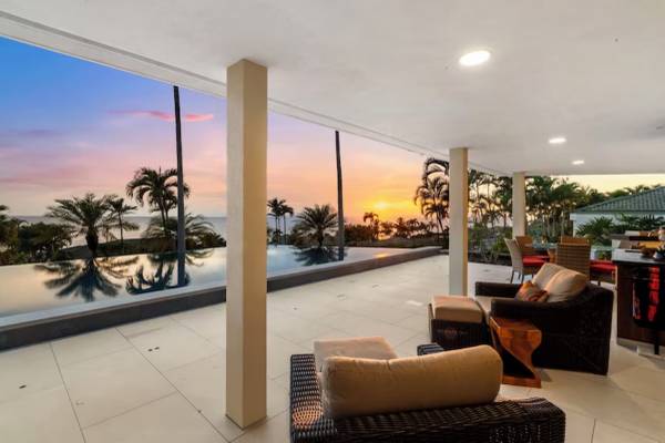 $11 / 4br - Kona Koa House by Gather: Oceanview 3BR Estate w/ Heated Pool & BBQ (Kailua Kona)63939662849154122