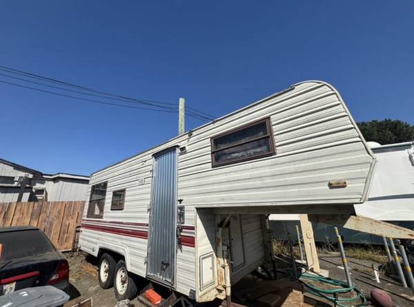 1980 resort trailer 1