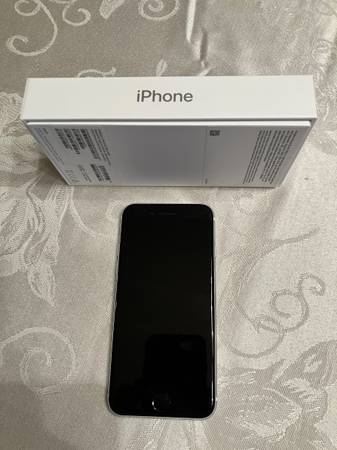 L@@K ! Apple iPhone SE 2nd Generation 64GB Unlocked White 1