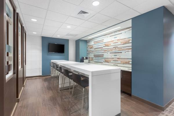 $215 Professional Presence at a Low Cost - Virtual Office Plans! (Chesapeake)64053706894721122