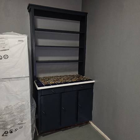 $950.00 / 2br - 700ft2 - Completely Remodeled and Freshly Painted63662034789121122