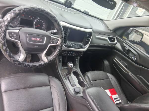2017 GMC Acadia SLT - $14,50063622676965891123
