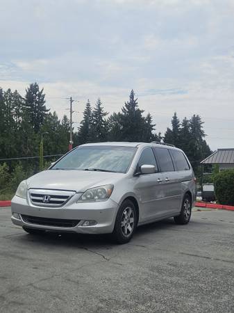 2007 Honda Odyssey touring - $4,000 (Kenmore)63475848196993120