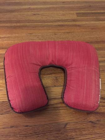 Travel Pillow $5 1