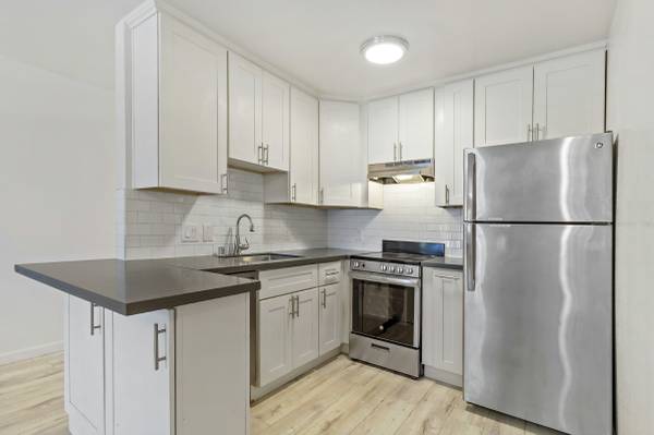 $2,300 / 2br - 660ft2 - 3  bed available, next to San Leandro (oakland north / temescal)64000750116609120