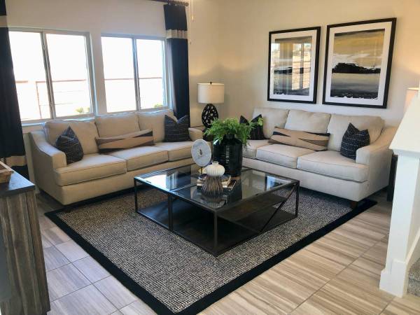 $550 Spacious Master Bedroom Near Hialeah Park & Amelia Earhart Park (Hialeah)63379638917891122