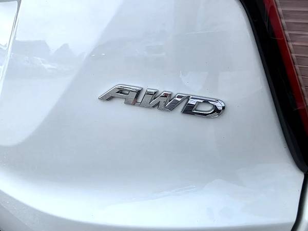 2016 Honda HR-V LX 4WD CVT - $14,988 (Derby)63622658181889124