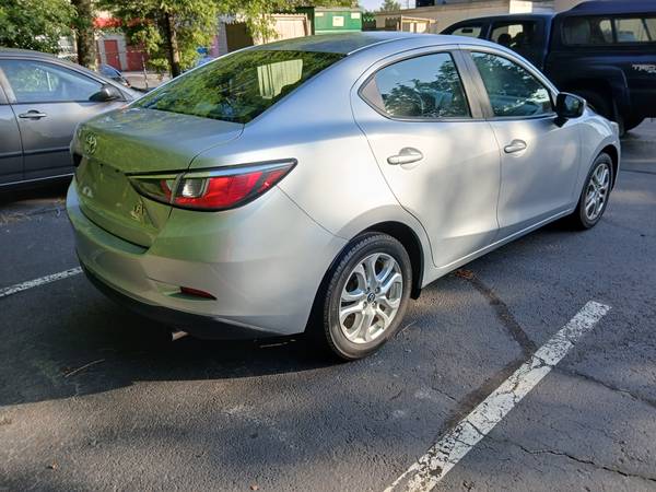 2017 toyota yaris ia - $10,100 (Lawrenceville ga)63621042431235120