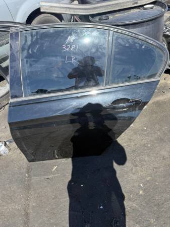 2016 BMW 328i Left Rear Door Black $200 1