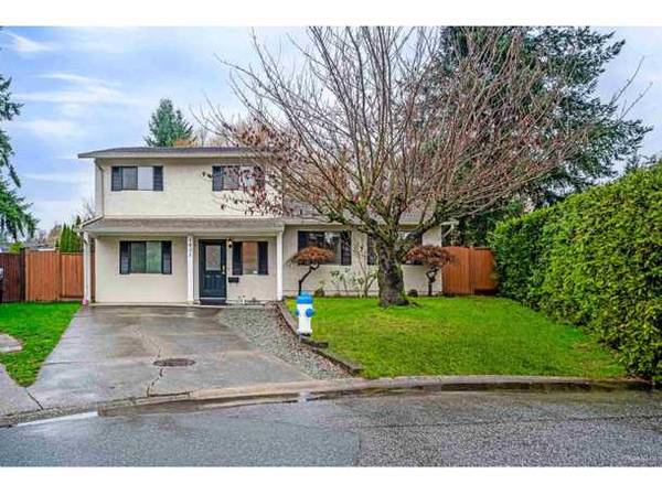 3bed home located in a quiet cul-de-sac and backing onto a park 1