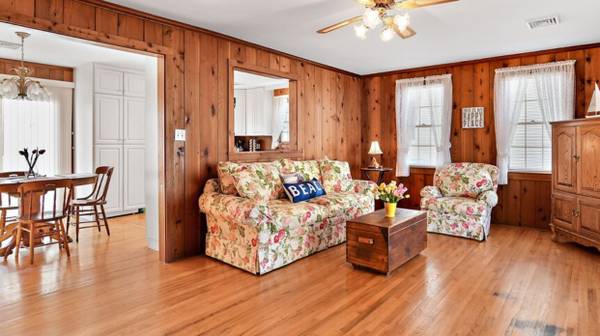 $1,800 / 2br - 784ft2 - HOGAR ENCANTADOR CON MARAVILLOSA VISTA AL BAY DESDE EL PORCHE CERRADO (Ocean City, MD)63839299741827122