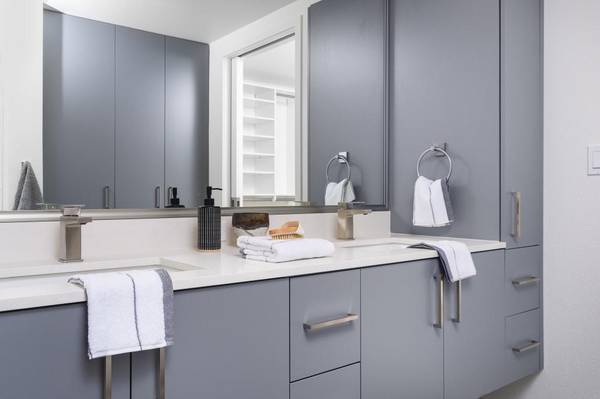 $4,233 / 2br - 1218ft2 - Construcción completamente nueva, ventanas extragrandes, puertas correderas y puertas tipo granero (dublin / pleasanton / livermore)63873441959297123