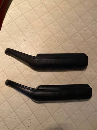 1974-1981 Camaro, Firebird Passenger Armrest Door Pulls 1