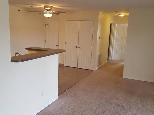 $1,175 / 2br - 1000ft2 - 24-hour Maintenance Response Guarantee (Williamston)63920838425986120