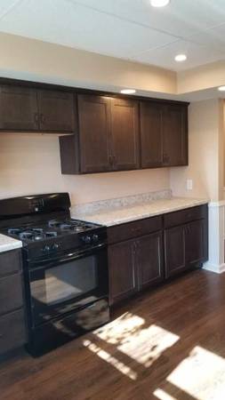 $1,200 / 3br - 903 N 3rd Ave (Altoona, PA 16602)63977127253122121