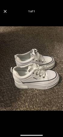 Shoes size 7 1