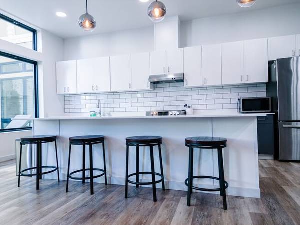 $1,150 Tu búsqueda de apartamento termina aquí. Fin de la historia. BODE 125 (Lake City)63786636563971124