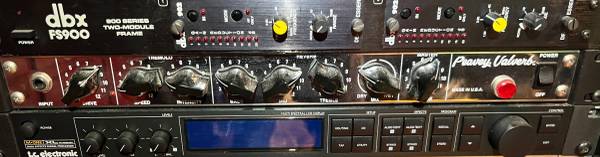 dbx 900 2ch rack with 2 902 modules 1