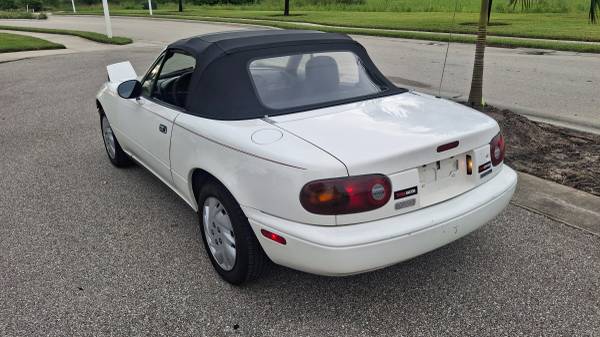 1997 MAZDA MIATA MX5 - $5.500 (Fort Myers)63470257134467124