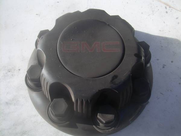 8 lug Center Hub Cap Large GMC Sierra Yukon VAN Suburban 1