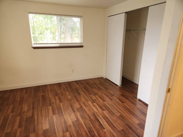 $1.450 / 1 dormitorio - Casa de 1 dormitorio y 1 baño en alquiler con lavandería y patio pequeño (Bellingham)63509635044225124