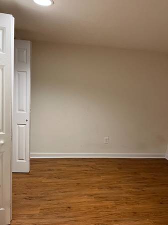 $1,800 / 2br - @Sin cargo 2hab piso con "Todos los servicios/ Lavandería/ Estacionamiento/ Patio trasero/ Mascotas" (Washington, DC)63958908987394123