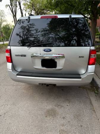 2011 Ford Expedition XLT - $2,800 (Chicago Heights)63618770061827124