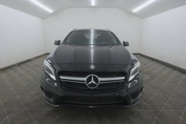 *2018* *Mercedes-Benz* *GLA* *250 4MATIC Utilitario Deportivo 4D* - $15,995 (_Mercedes-Benz_ _GLA_ _SUV_)63442246803203121