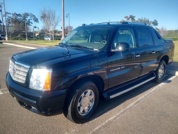 Camioneta Cadillac Escalade EXT 2005 - $12,500 (Cardiff / Encinitas)63616027043331121