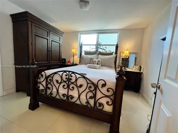 $1,050 / 2br - Move-In Ready 2BR/2BA Home (Hollywood)64051005291522121