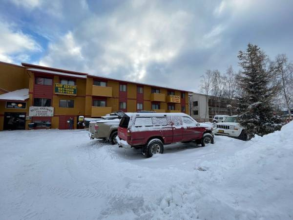 $1,307 / 1br - 750ft2 - Controlled Access, Pets Allowed, Individual Climate Control (1046 W 26th Ave, Anchorage, AK)63991792528771123