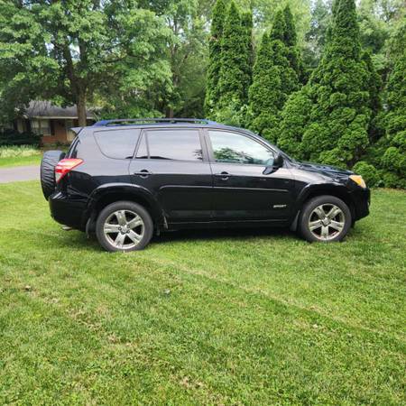 2009 Toyota Rav 4 - $4,00063625059256193122