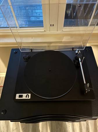 U-Turn Orbit Custom turntable 1